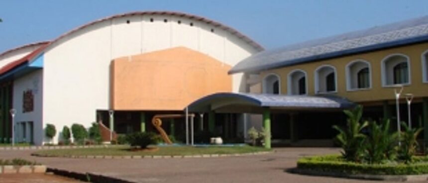 Ravindra  Bhavan may finally get  a canteen; tender notice issued