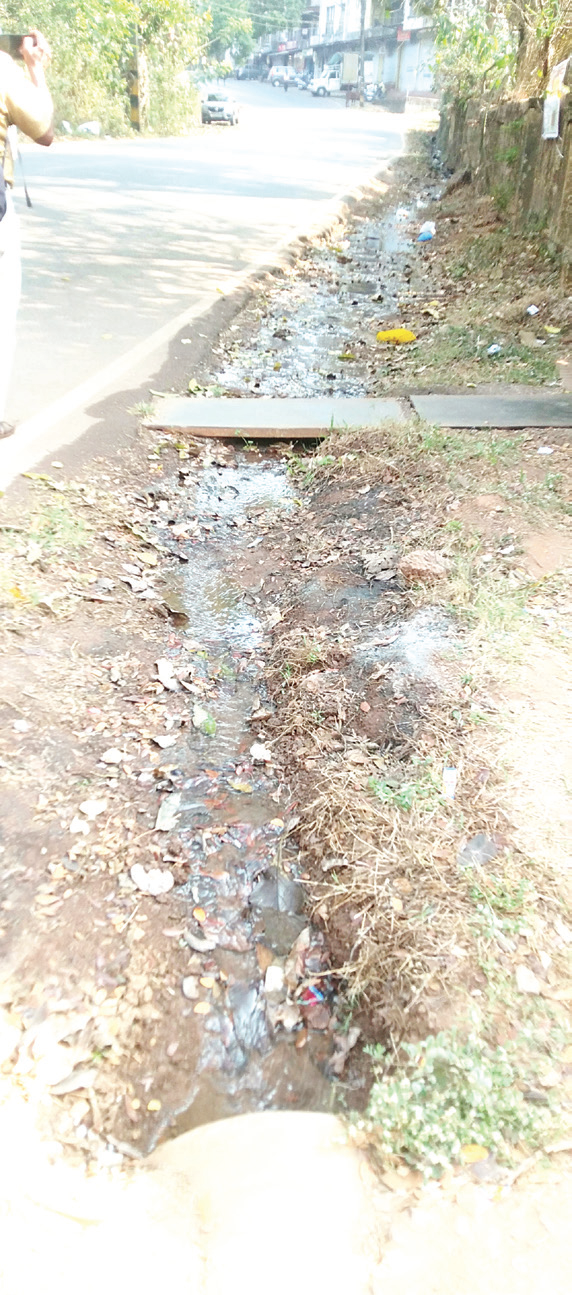 Raw sewage in open gutters raises a stink at Ponda