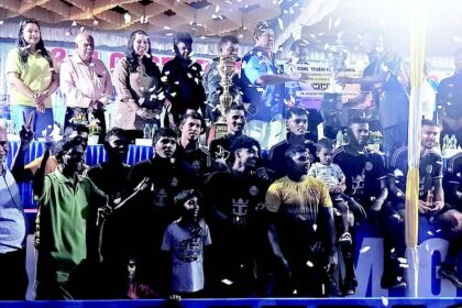 Reagan guides Fr Agnelo YSC
to lift Curtorim Panchayat Cup