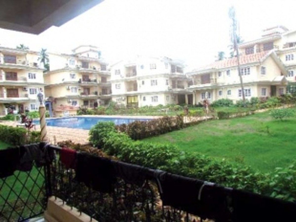 Realty business in wait and watch mode