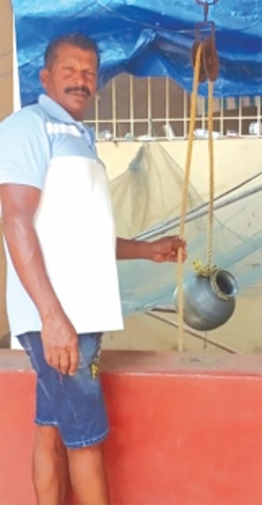 Rediscovering the ancient art of well-digging: Jose Fernandes’ legacy of clean water 1 Rediscovering the ancient art of well-digging: Jose Fernandes’ legacy of clean water