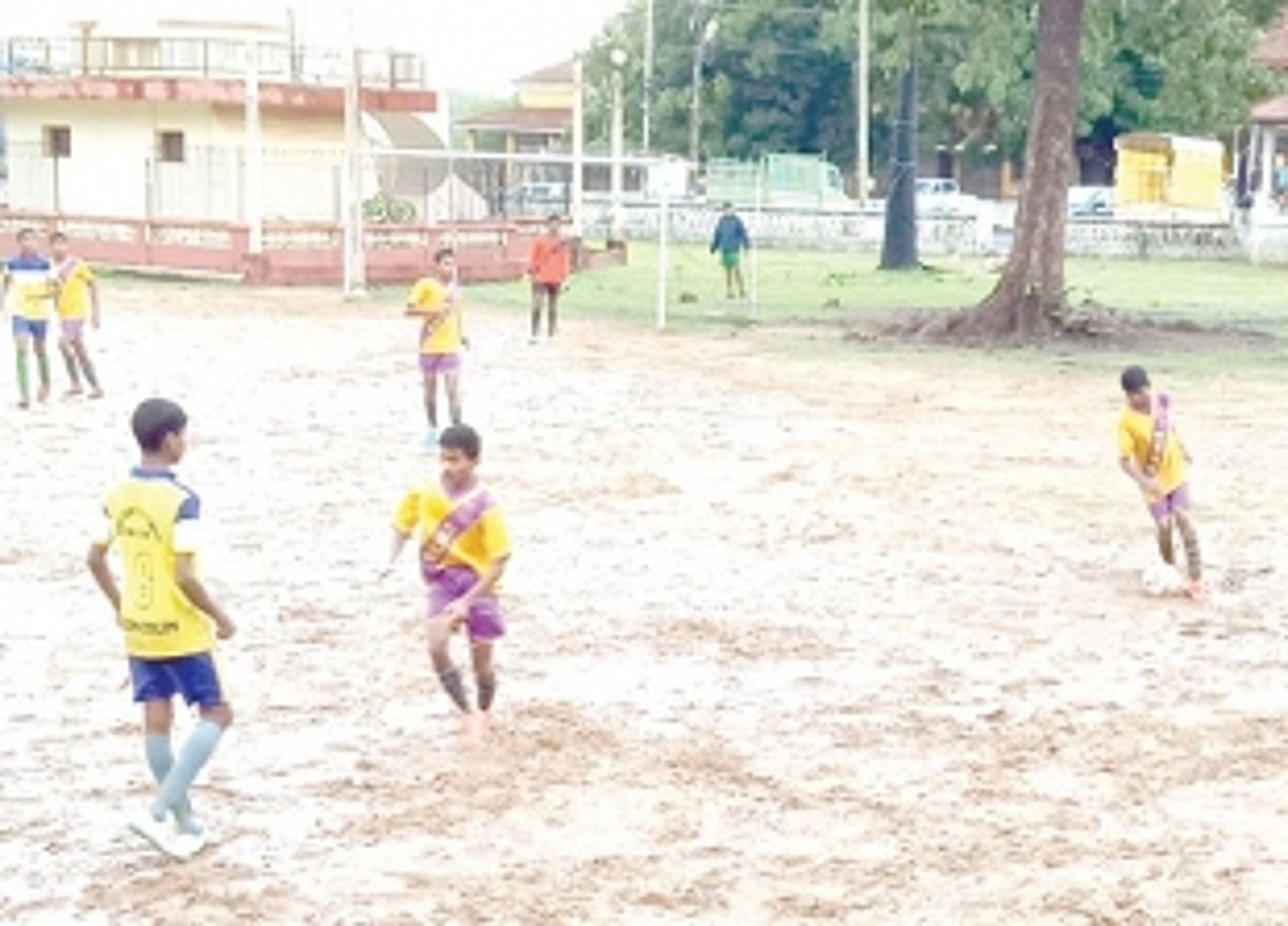 Regina Martyrum HS to clash with OL Rosary HS in final