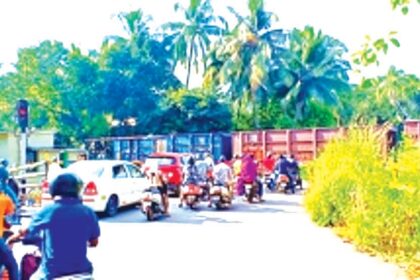 Regulate train timings on
SWR and KRCL routes
