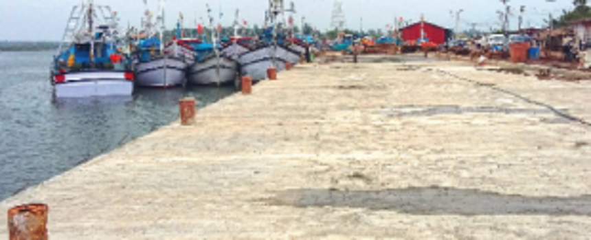 Remove unused vessels from Cutbona jetty: DoF