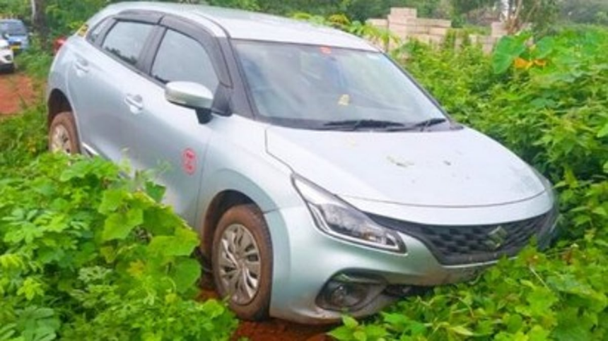 Rent-a-Cab Veers Off Road in Anjuna, Sparks Fresh Safety Concerns in Tourist Belt 1 Rent-a-Cab Veers Off Road in Anjuna, Sparks Fresh Safety Concerns in Tourist Belt