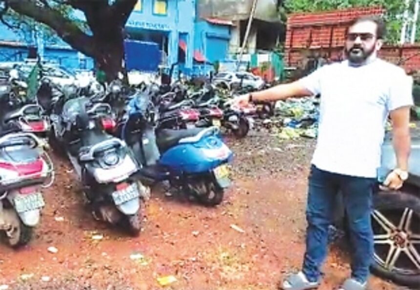Rent-a-cab vehicles brazenly parked along roadsides in Margao as authorities see no evil