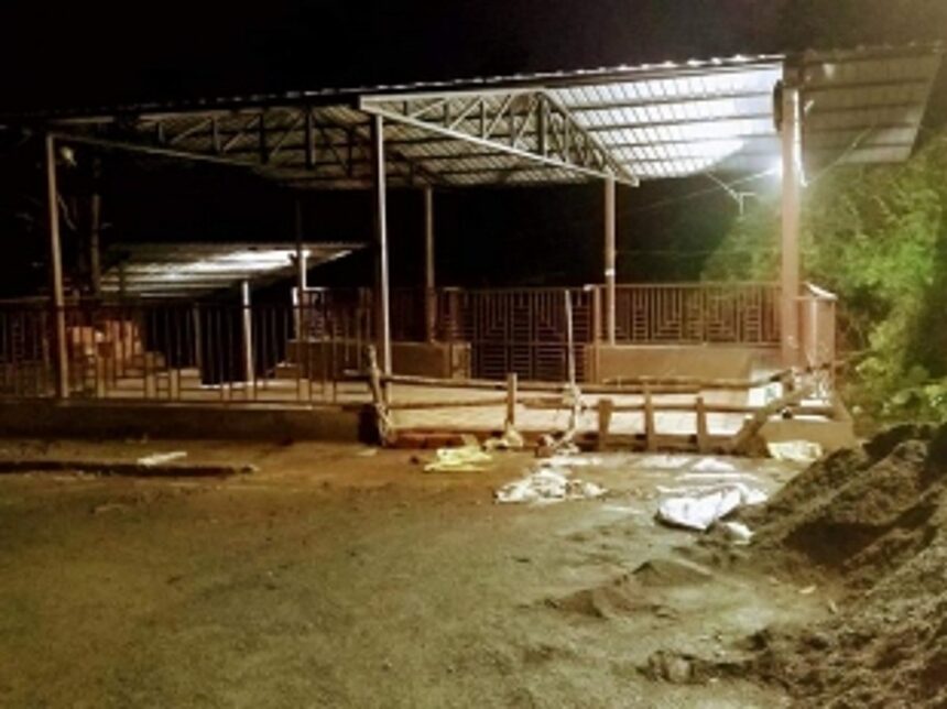 Repair Ganesh immersion shade: Massordem villagers