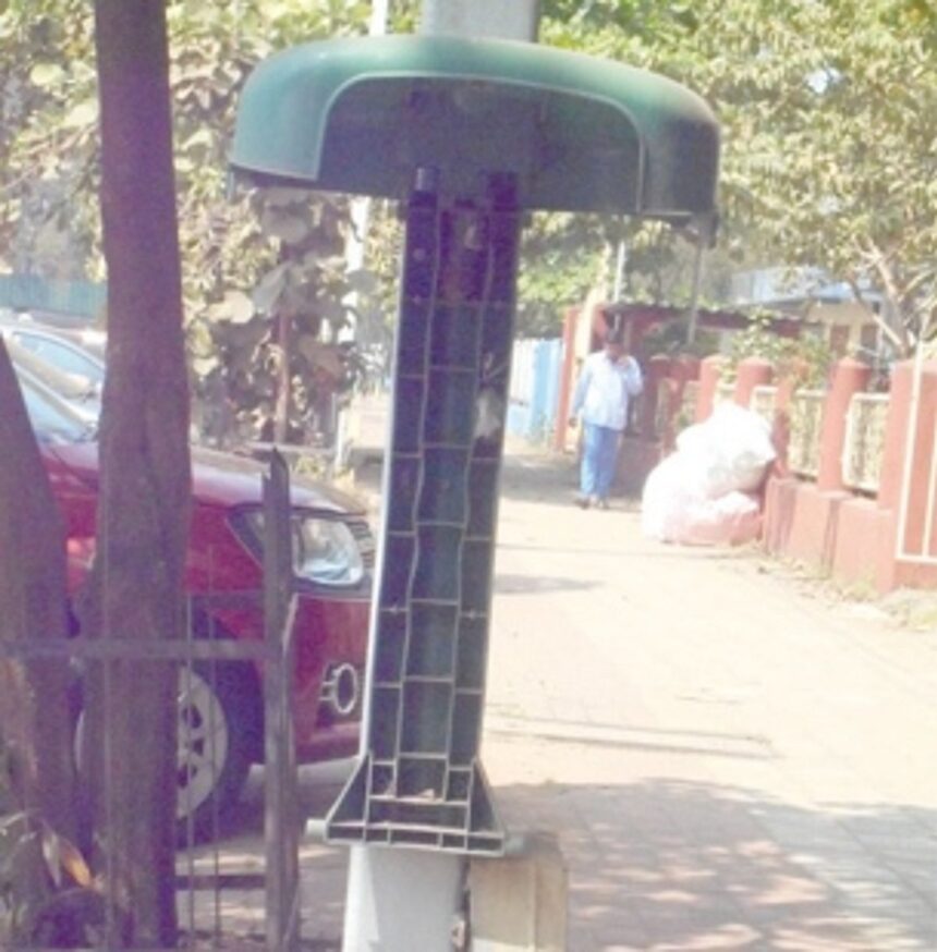 Replace the missing dustbins