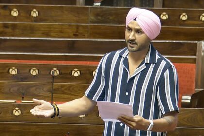 Reports: Legendary Indian spinner Harbhajan Singh played a key role in Mullanpur getting IPL 2025 playoff games