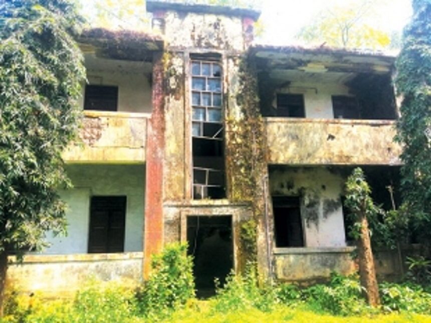 Residential quarters of Canacona PHC in shambles