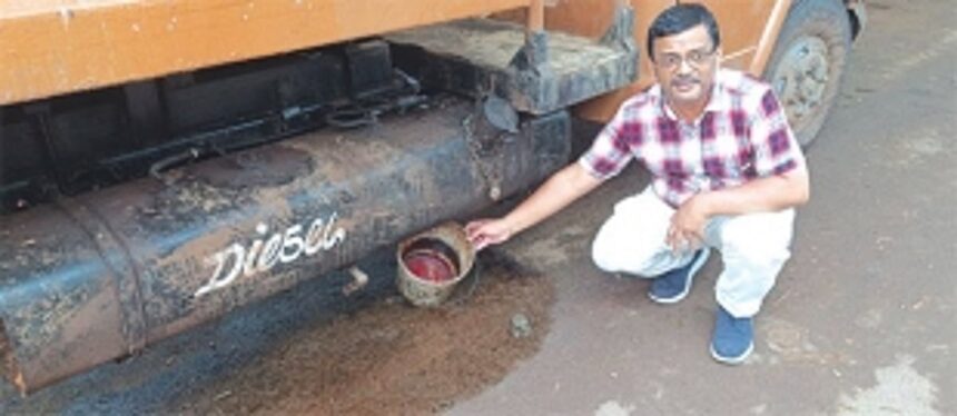 Residents frown as MMC turns Nelson’s Eye to fuel theft from municipal trucks