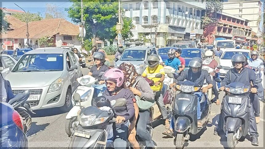 Residents of Margao Struggle with Severe Traffic Congestion Due to Poor Parking Management 1 Residents of Margao Struggle with Severe Traffic Congestion Due to Poor Parking Management