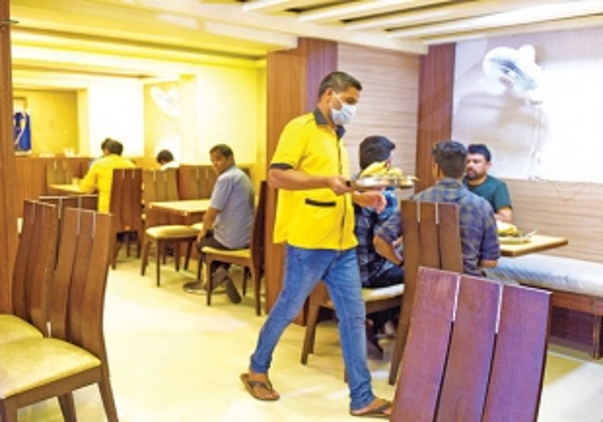 Restaurants open, but customers remain scarce