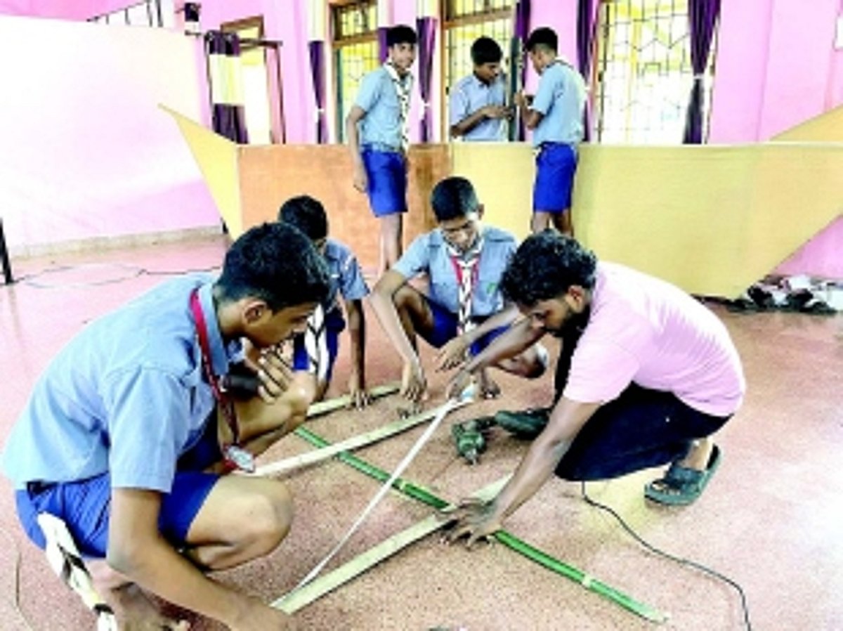 Retelling the story of St Francis Xavier in an operetta