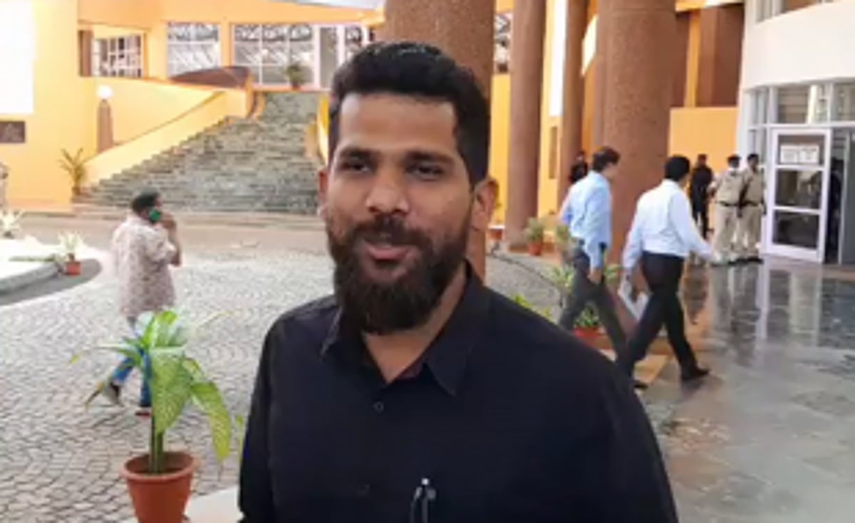 Revolutionary Goans not with the people's revolution