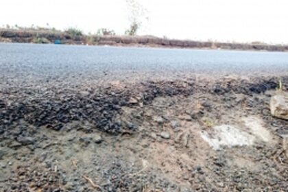 Ribandar causeway needs to be handled with care