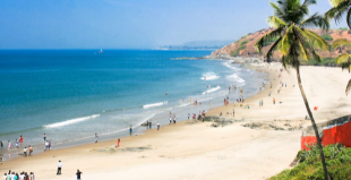 Rich or poor, the tourist must know to behave