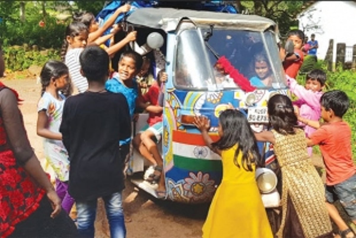 Rickshaw Ravers: A cross-country ride for a cause!