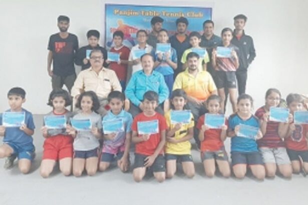 Ridhima, Pradnya, Vivek, Darren in semis