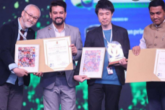 Ring Wandering bags Golden Peacock