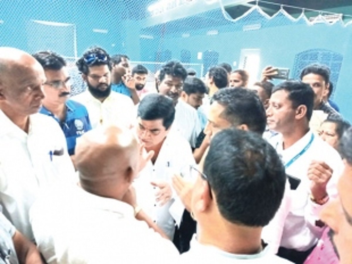 Rival political groups take pot shots at each other over Quepem sports complex