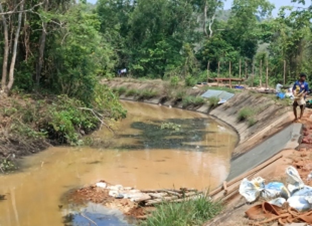 River Kushawati not polluted; but debris of collapsed bridge caused problem