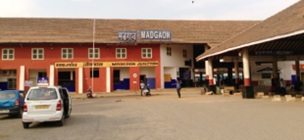 Rly union protests  at Margao station