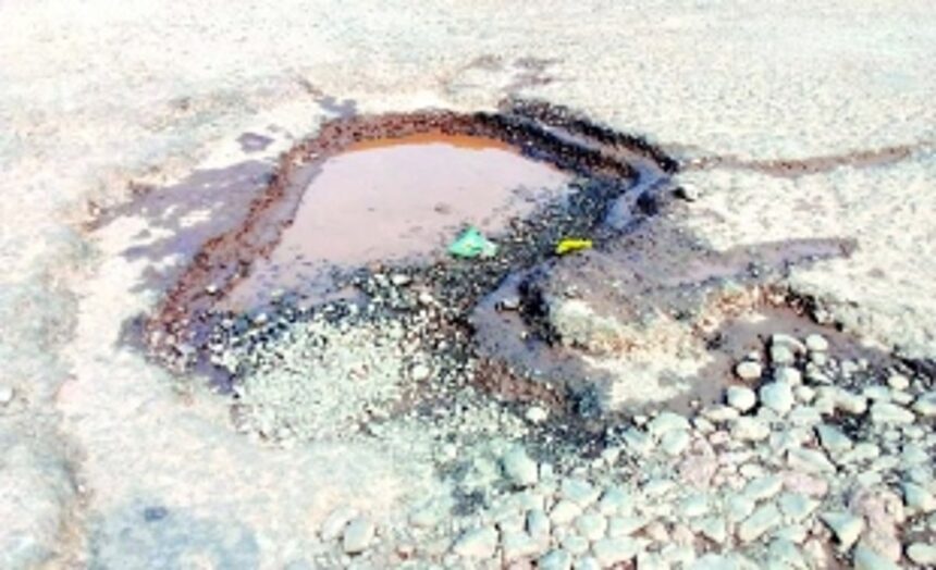 Road conditions deteriorate at Margao’s KTC Bus Stand, raises safety concerns for commuters