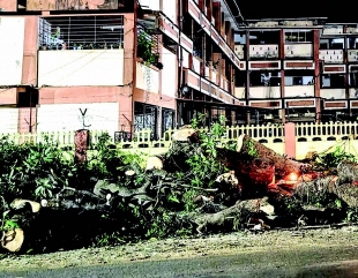 Roads of beautiful Siolim lit with candles of anger and solidarity