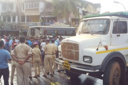 Roads to bloody deaths 5 days 11 deaths