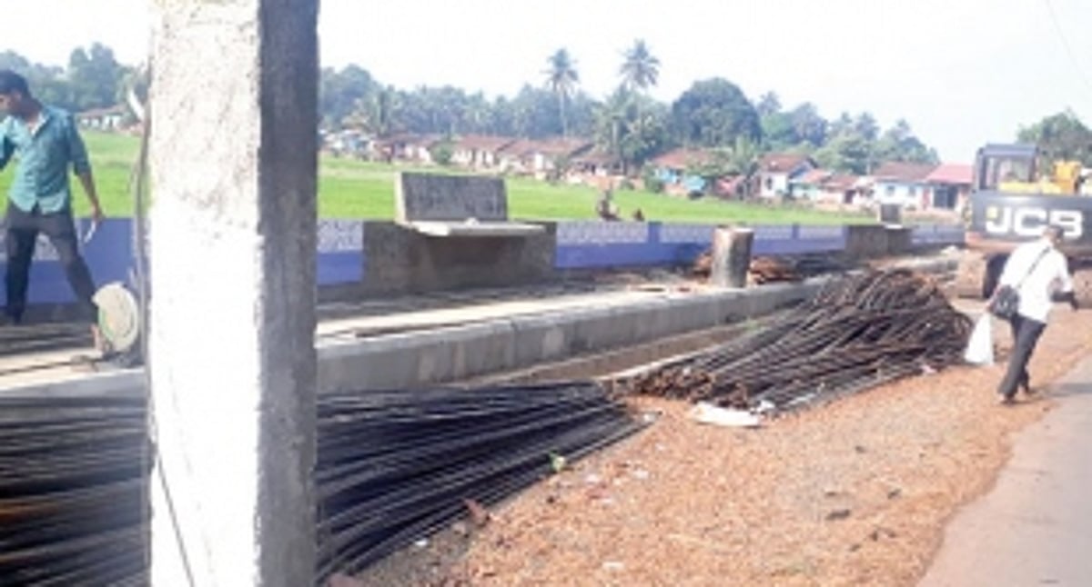 Roadworks on Khareband-Benaulim  stretch pose danger to commuters