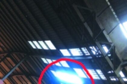 Roof sheet blows off, leaving shops in Ponda Market exposed to the elements