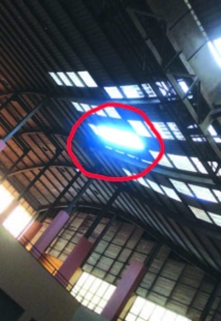 Roof sheet blows off, leaving shops in Ponda Market exposed to the elements 1 Roof sheet blows off, leaving shops in Ponda Market exposed to the elements