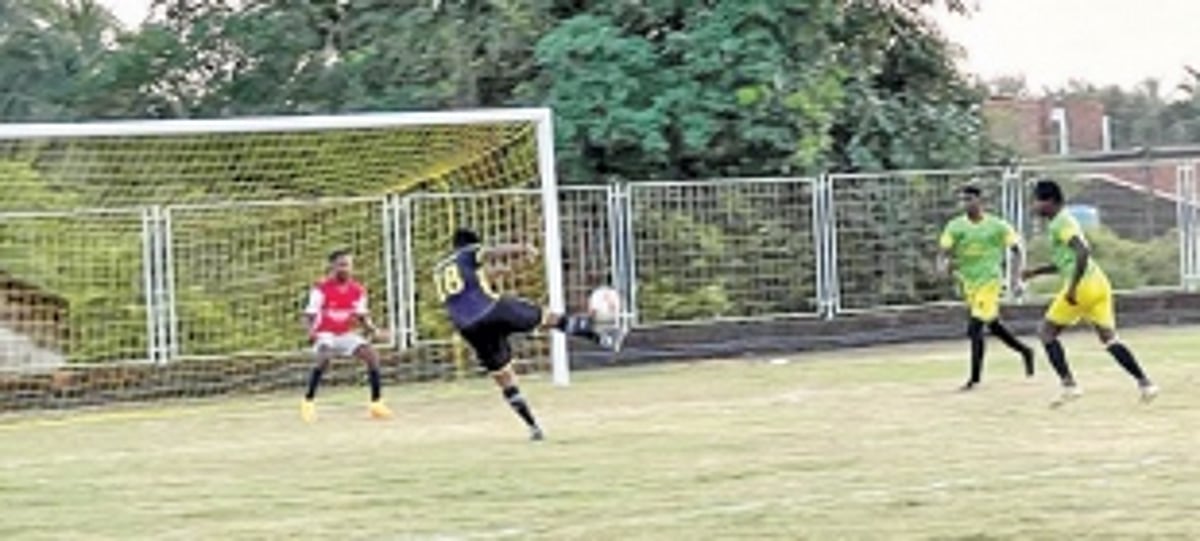 Rossman Cruz advance