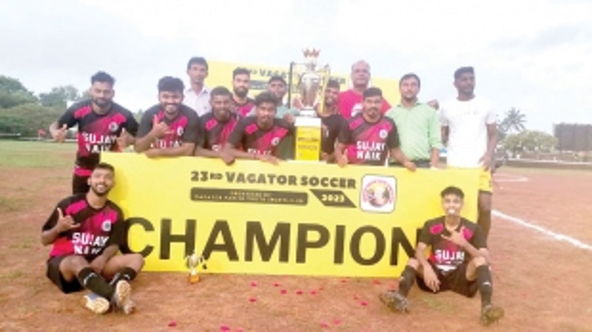 Rossman Cruz lift Vagator Trophy