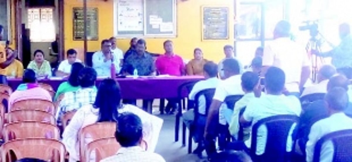 Row over CRZ violations  at Candolim gram sabha