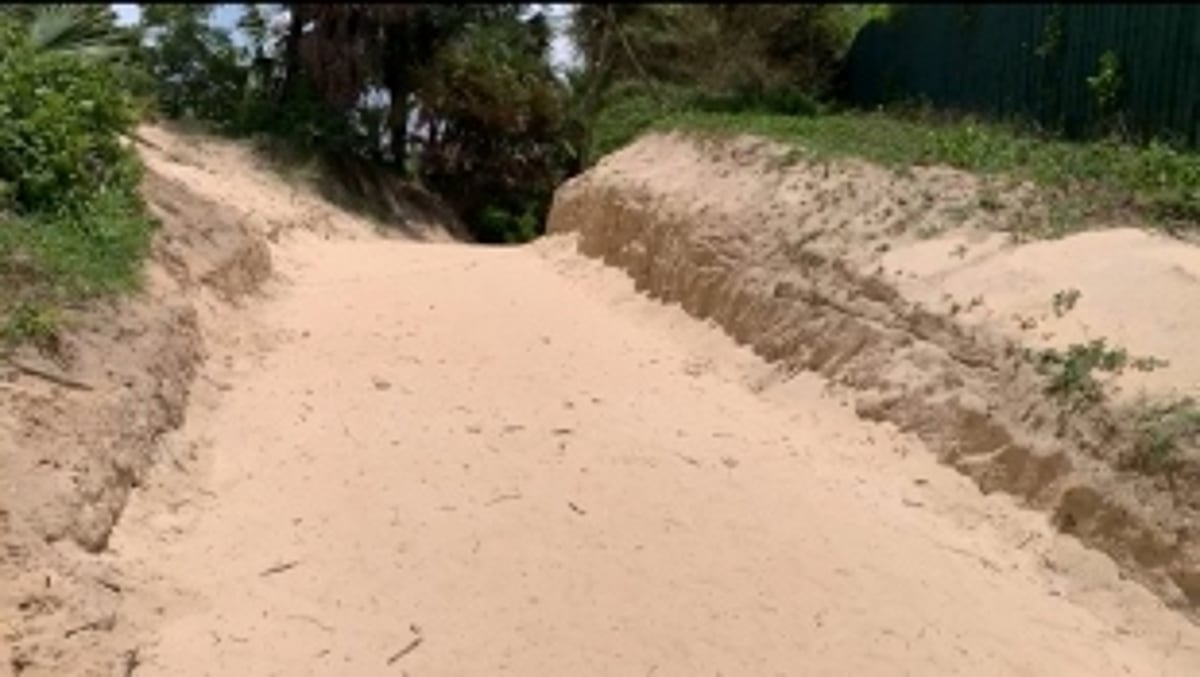 Row over destruction of sand dunes in Varca; villagers want panchayat to file plaints