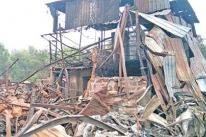 Rs 5-6 cr loss estimated in Dhavali scrapyard fire