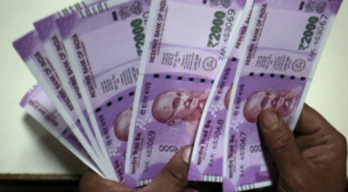 Rs 5000 financial aid to those affected by COVID pandemic