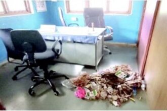Rubbish revolt in Rumdamol: Panch leaves pile of garbage in Sarpanch’s office