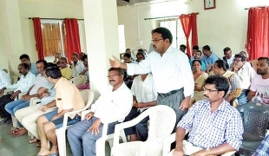 Ruckus at Korgao gram sabha over bad roads, water scarcity 1 Ruckus at Korgao gram sabha over bad roads, water scarcity