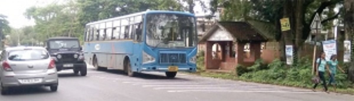 Rumbling the traffic…  and the students