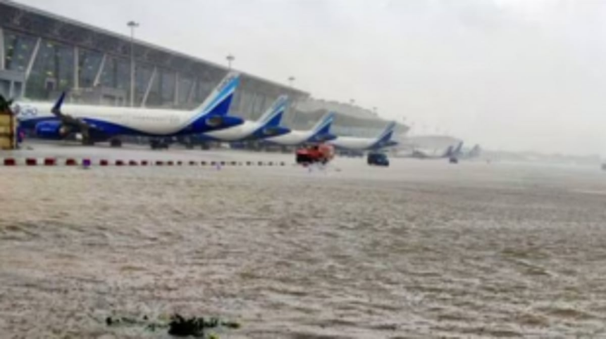 Runway at Chennai airport flooded, flights affected