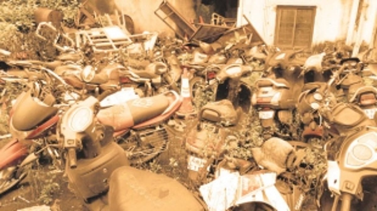 Rusting on the streets of Margao