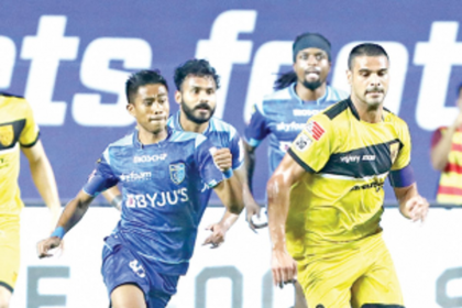 Ruthless Hyderabad send Kerala Blasters packing