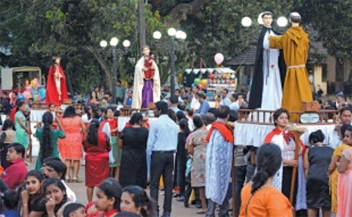 SANTANCHEM PURSANV – A DIVINE PROCESSION