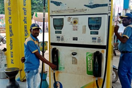 SC Clears Road for E20 Petrol, Rejects Plea for Ethanol-Free Fuel