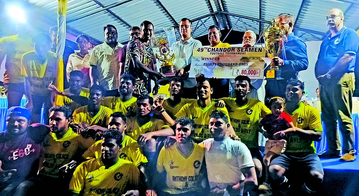 SC Davorlim lay hands on
Chandor Seamen Cup