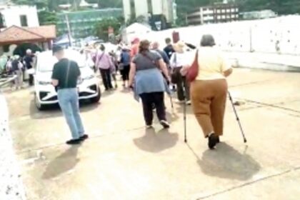 SHAME: Over 100 cruise tourists ‘not allowed’ to take buses for sightseeing by local taxi union