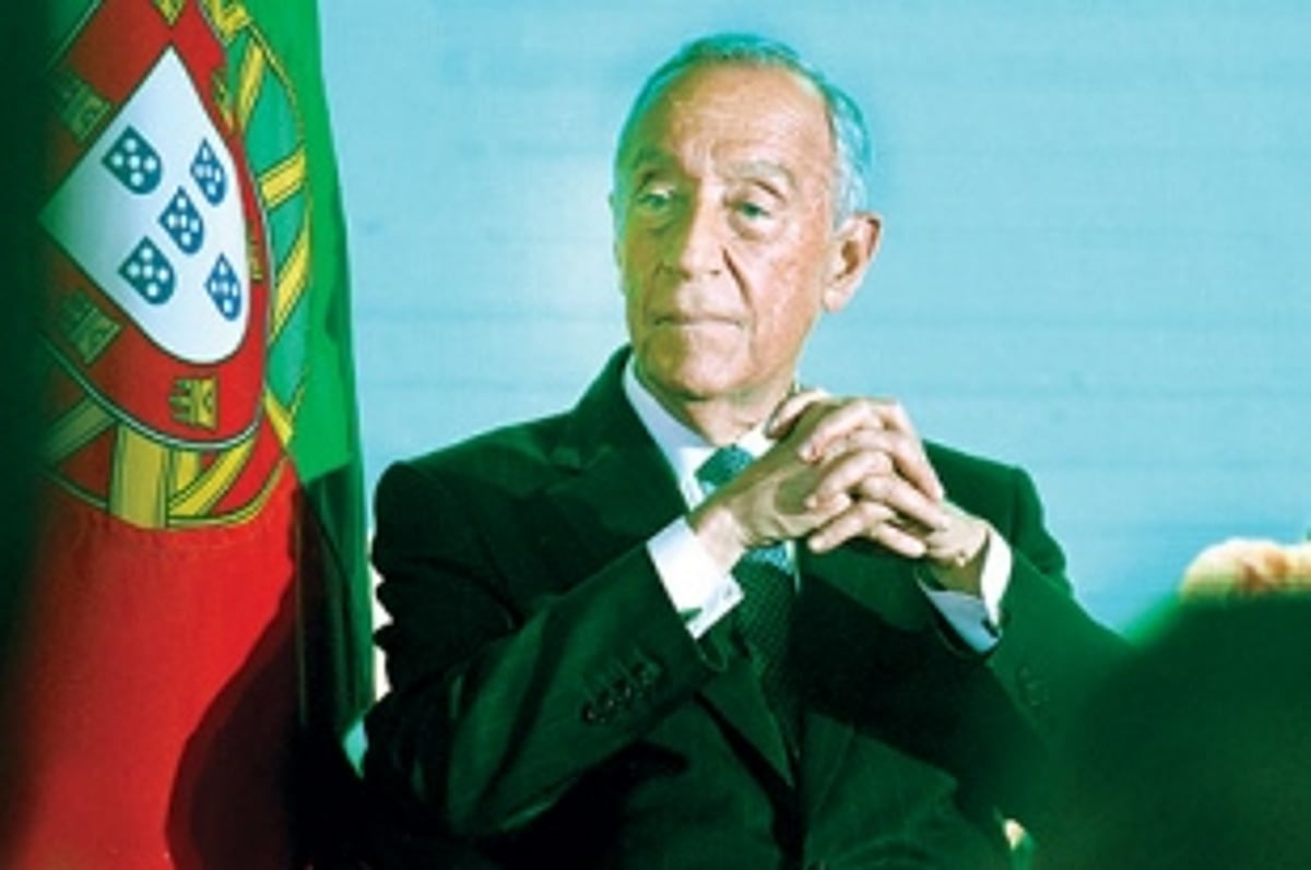 SHARED HISTORY SETTING AFLOAT TRADE TIES